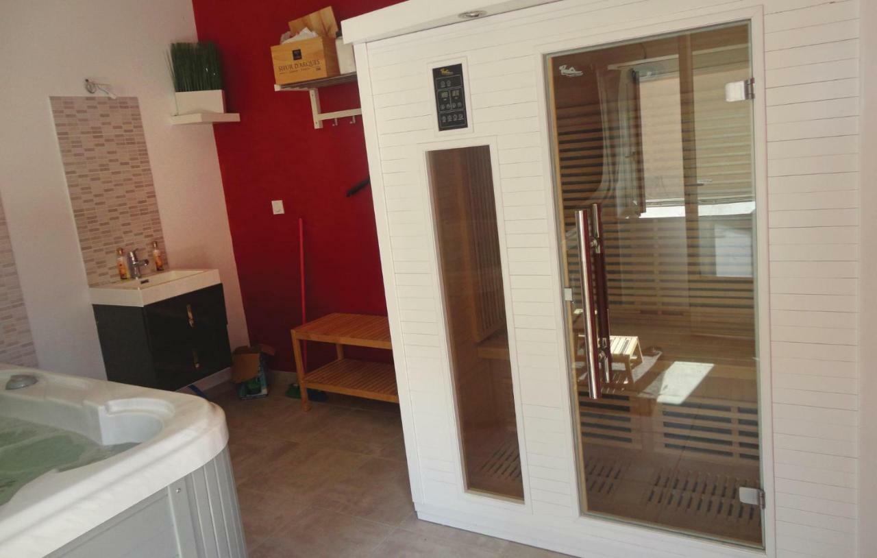 2 Bedroom Amazing Home In Narbonne Exterior photo